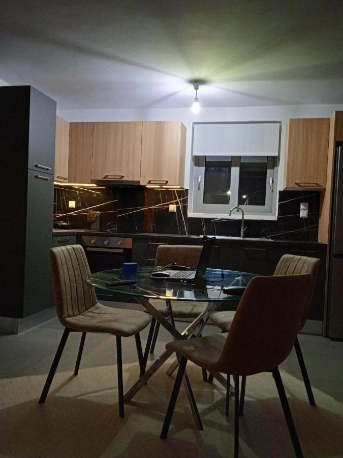 Fotini'S House II Apartman Ligurió Kültér fotó