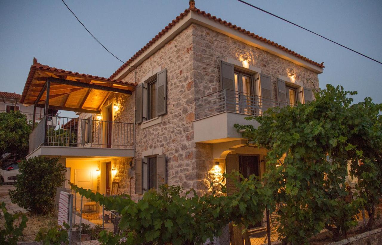 Fotini'S House II Apartman Ligurió Kültér fotó
