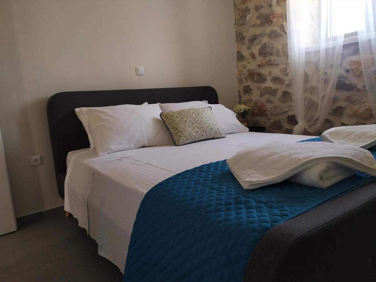 Fotini'S House II Apartman Ligurió Kültér fotó