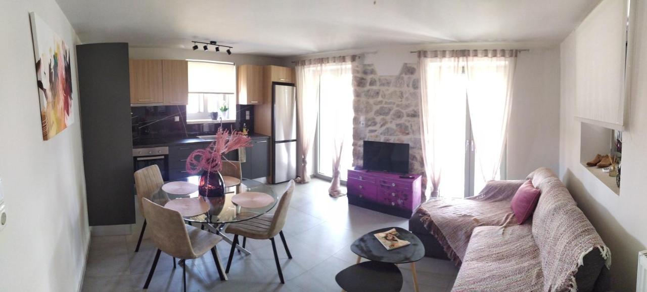 Fotini'S House II Apartman Ligurió Kültér fotó