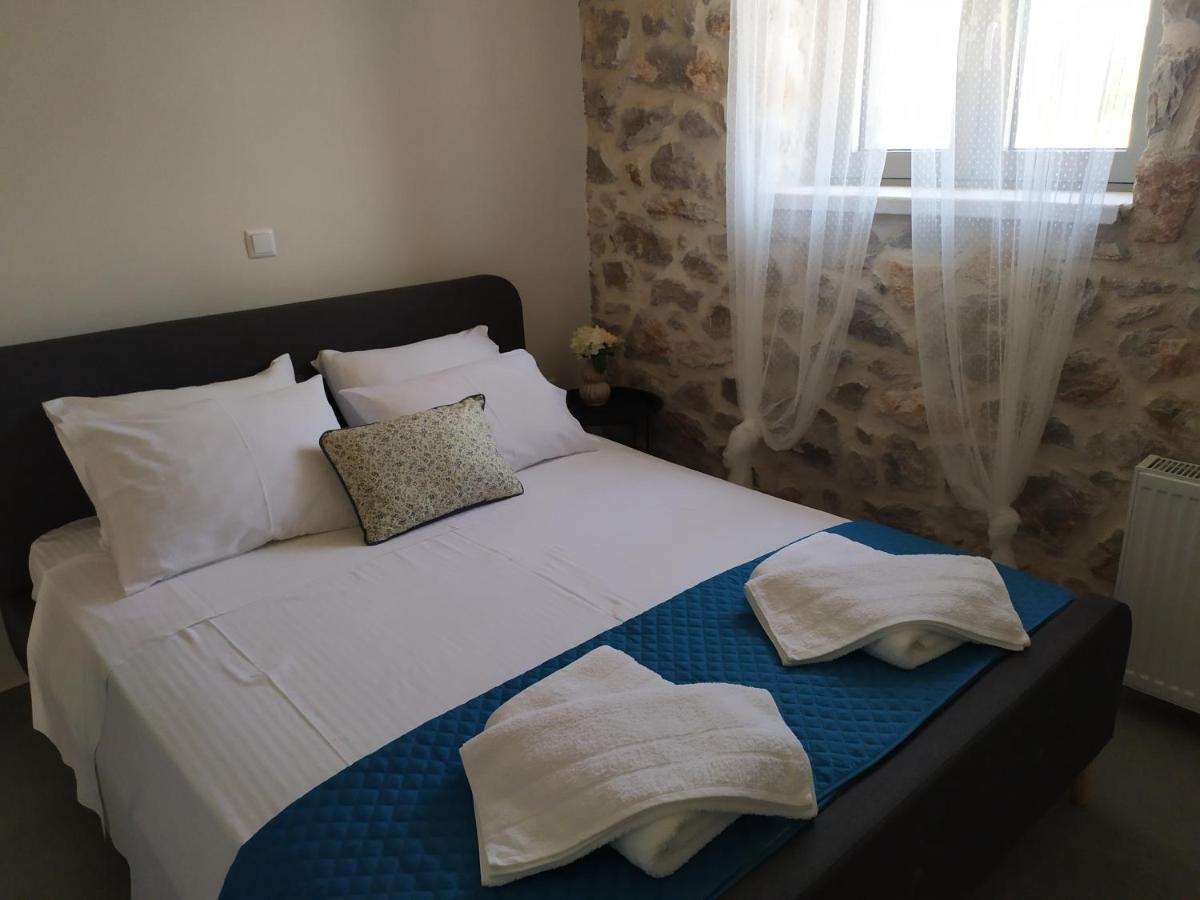 Fotini'S House II Apartman Ligurió Kültér fotó
